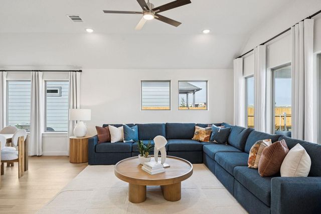 100 Malibu, Hutto, TX 78634