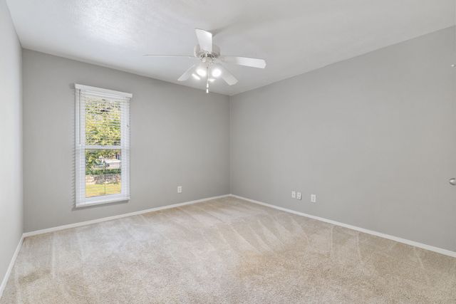 5928 Sandhurst Lane 227, Dallas, TX 75206