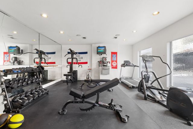 5928 Sandhurst Lane 227, Dallas, TX 75206