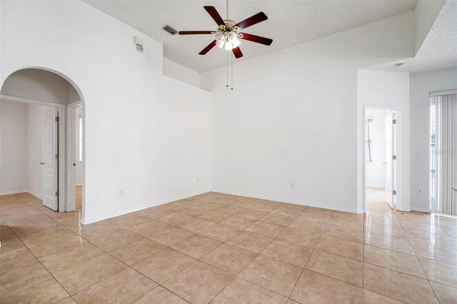 930 GRAND CANYON DRIVE, Valrico, FL 33594