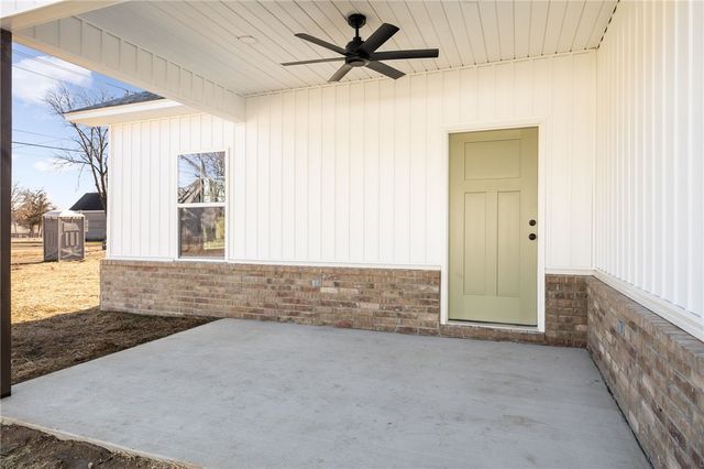920 N 13th, Fort Smith, AR 72901
