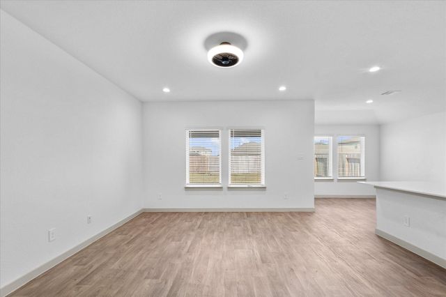 8102 Buck Lane, Rosharon, TX 77583