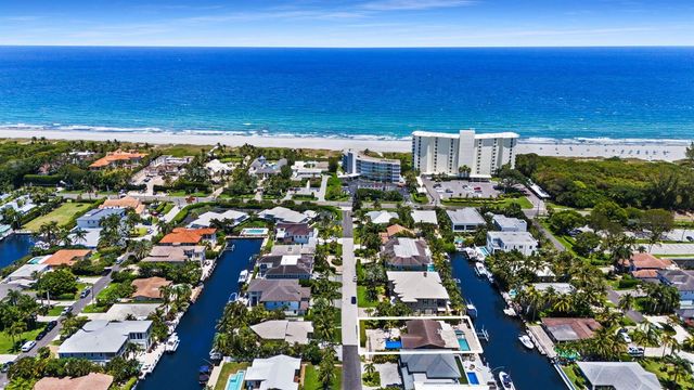1018 Brooks Lane, Delray Beach, FL 33483