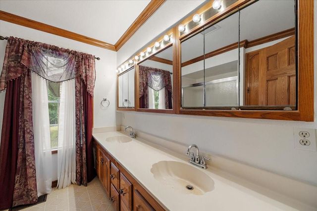 000 Highway 7, Nacogdoches, TX 75935