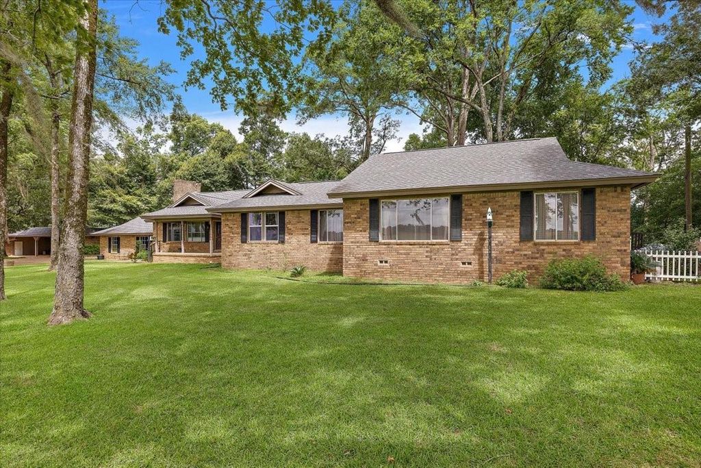 000 Highway 7, Nacogdoches, TX 75935