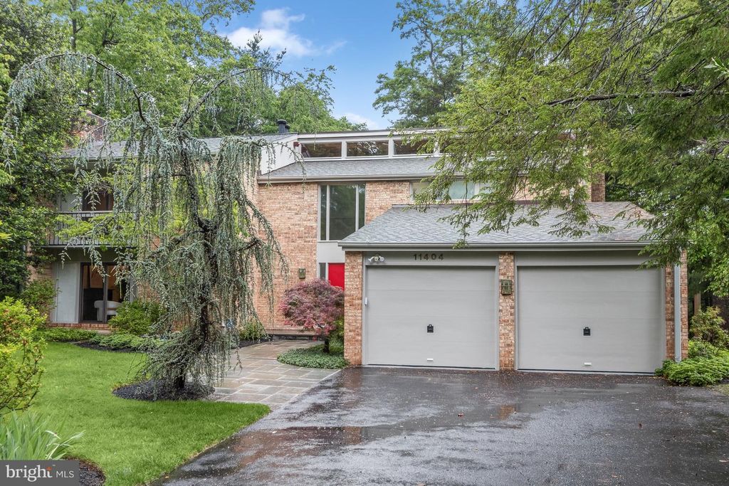 Image 1 of property listing at 11404 GRUNDY CT, Potomac, MD 20854