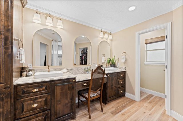 5707 Kiowa Timbers Drive, Humble, TX 77346