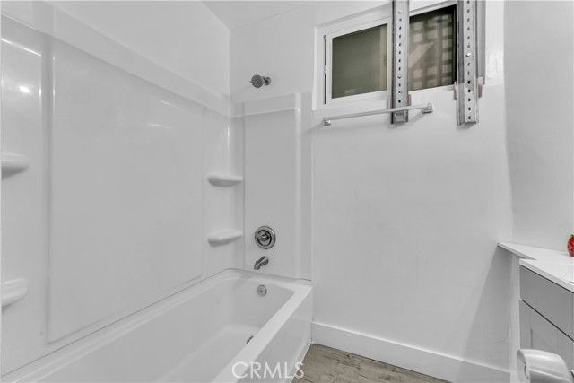 1042 West Avenue J10, Lancaster, CA 93534