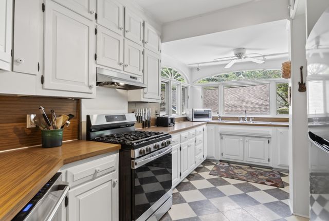 1104 Riverside Rd, Old Hickory, TN 37138