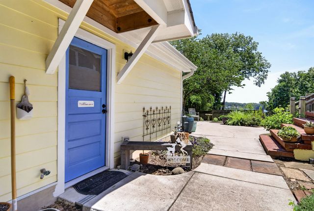 1104 Riverside Rd, Old Hickory, TN 37138