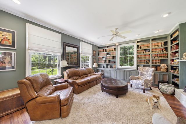 1104 Riverside Rd, Old Hickory, TN 37138