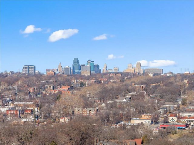 5142 Brookwood Avenue, Kansas City, MO 64110