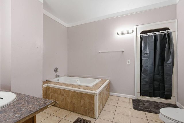 16264 10 Mile Road, Eastpointe, MI 48021