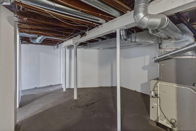 16264 10 Mile Road, Eastpointe, MI 48021