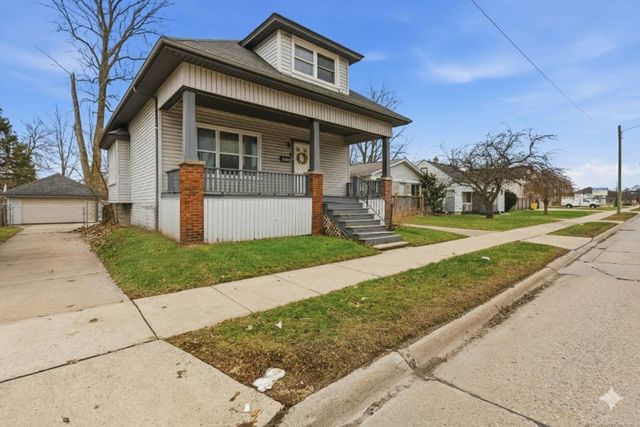 16264 10 Mile Road, Eastpointe, MI 48021