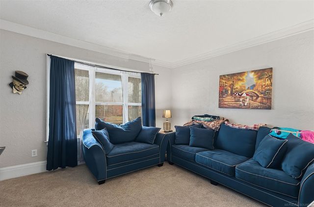 16264 10 Mile Road, Eastpointe, MI 48021