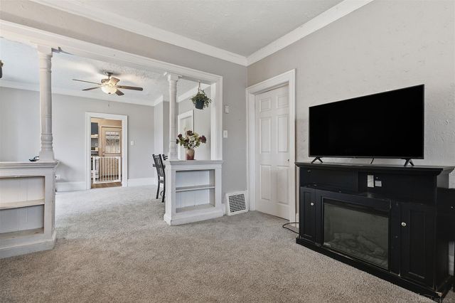 16264 10 Mile Road, Eastpointe, MI 48021