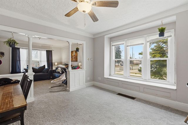 16264 10 Mile Road, Eastpointe, MI 48021