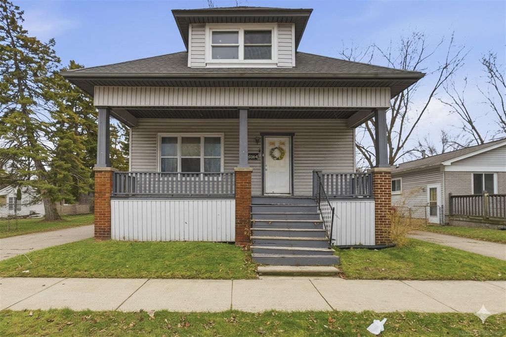 16264 10 Mile Road, Eastpointe, MI 48021