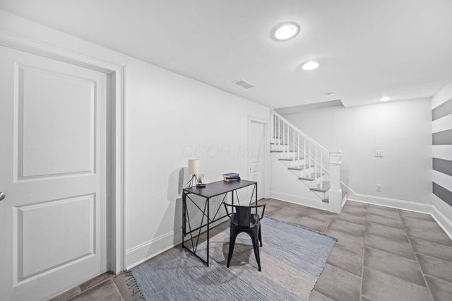 1000 Neil Avenue, Columbus, OH 43201