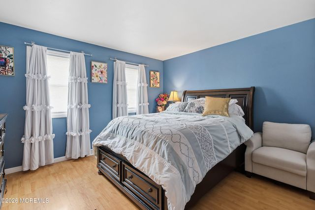 30 Mountain Avenue, Hazlet, NJ 07730