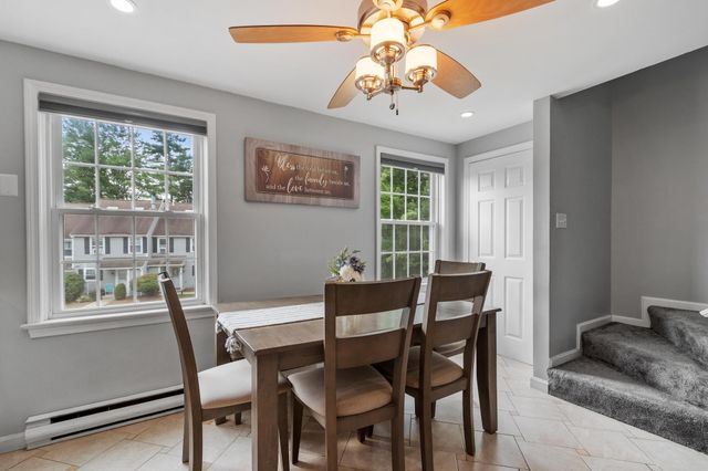 10 Aspen Lane, Merrimack, NH 03045