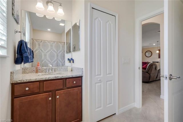 4035 E Hampton CIR, Alva, FL 33920