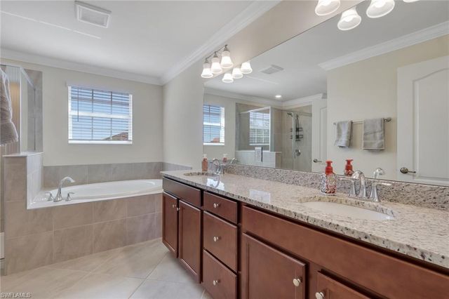 4035 E Hampton CIR, Alva, FL 33920