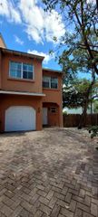728 SE 14th Court, Fort Lauderdale, FL 33316