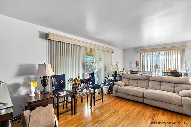 1502 ANDOVER DR, Cheyenne, WY 82001