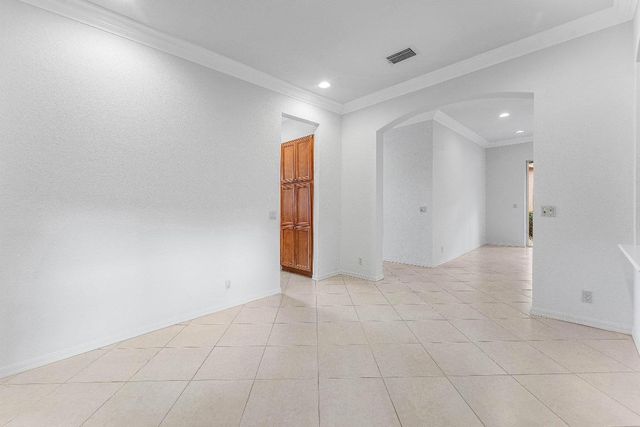 208 Via Condado Way, Palm Beach Gardens, FL 33418