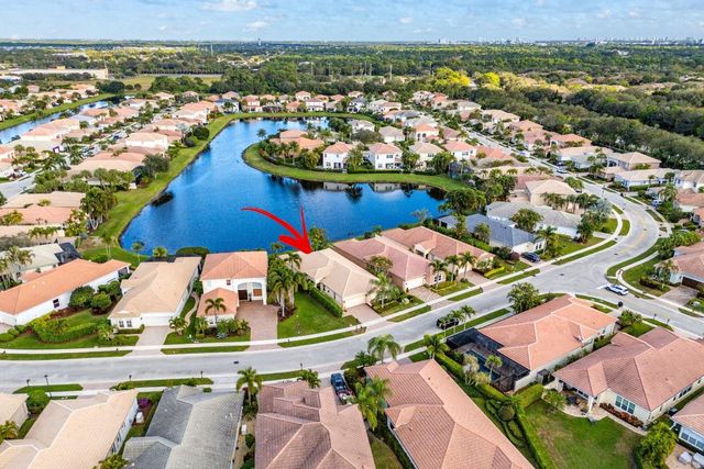 208 Via Condado Way, Palm Beach Gardens, FL 33418