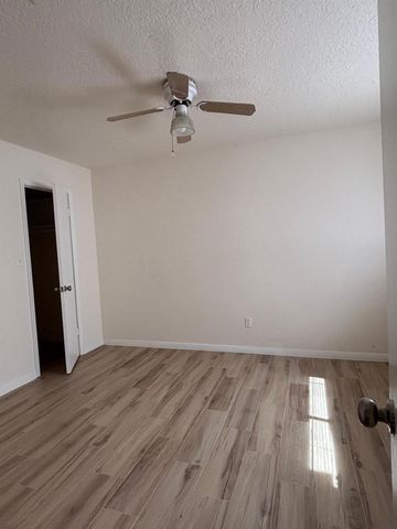 1808 Leissner Street, Bay City, TX 77414