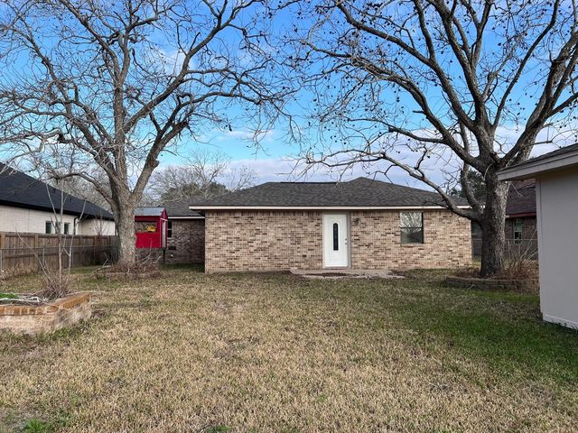 1808 Leissner Street, Bay City, TX 77414