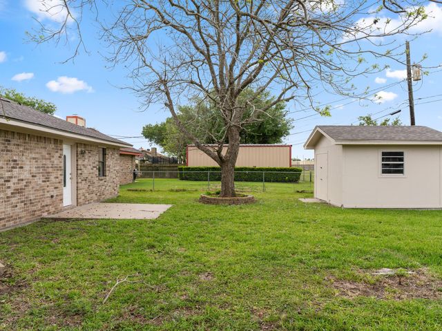 1808 Leissner Street, Bay City, TX 77414