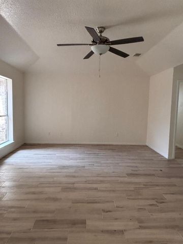 1808 Leissner Street, Bay City, TX 77414