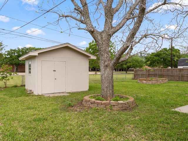 1808 Leissner Street, Bay City, TX 77414