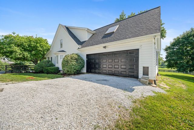3124 English Way, Prospect, KY 40059
