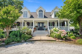 3124 English Way, Prospect, KY 40059