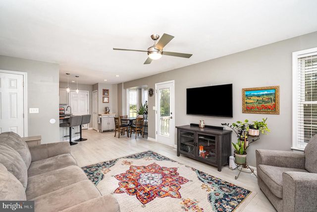 9809 GUNSTON HALL RD, Fredericksburg, VA 22408