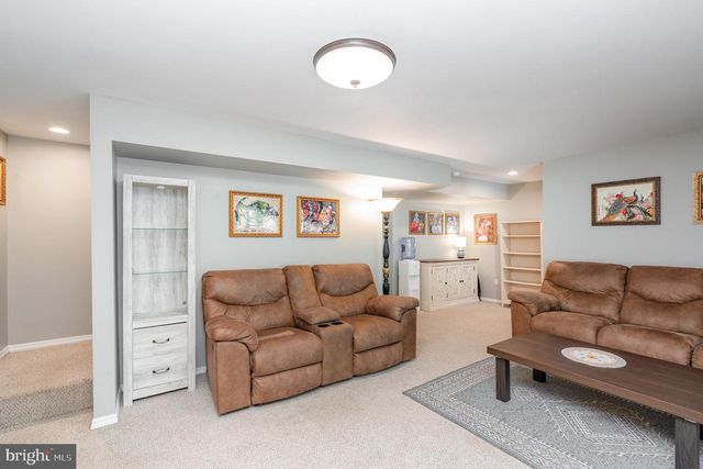 9809 GUNSTON HALL RD, Fredericksburg, VA 22408
