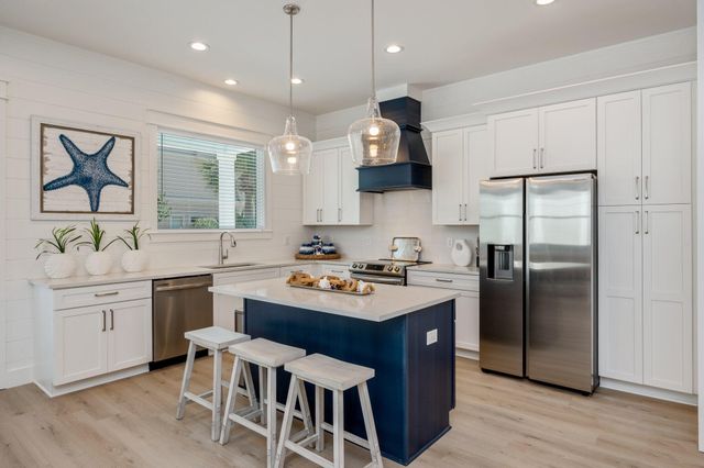 103 Hollywood Street, Miramar Beach, FL 32550