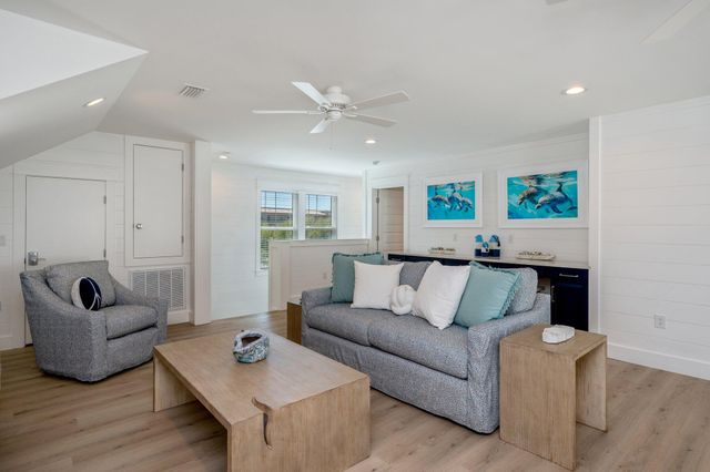 103 Hollywood Street, Miramar Beach, FL 32550