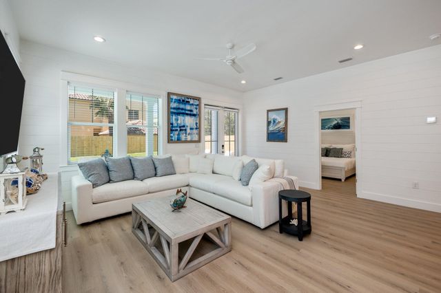 103 Hollywood Street, Miramar Beach, FL 32550