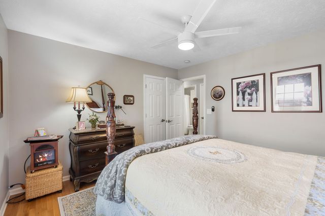 205 Waterview Dr, Hendersonville, TN 37075