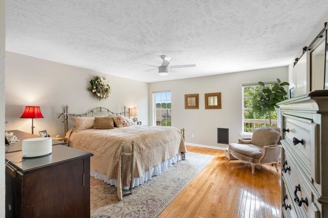 205 Waterview Dr, Hendersonville, TN 37075