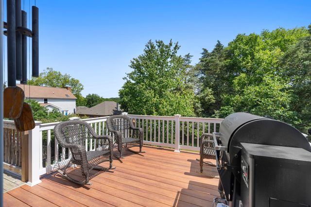 205 Waterview Dr, Hendersonville, TN 37075