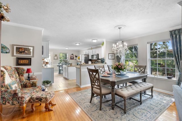 205 Waterview Dr, Hendersonville, TN 37075