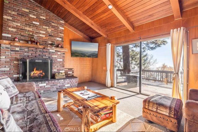 31531 Ocean View Drive, Running Springs, CA 92382