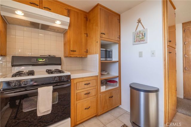 31531 Ocean View Drive, Running Springs, CA 92382